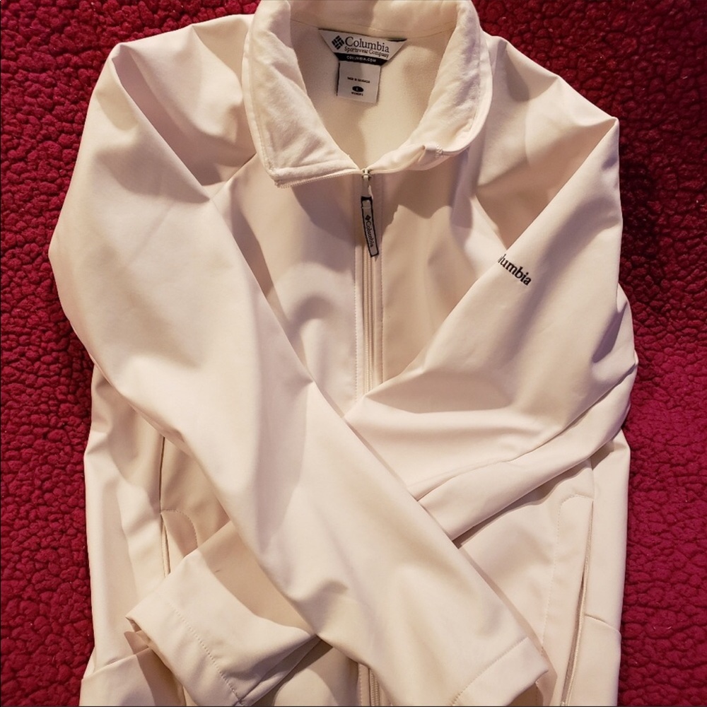Columbia jacket sizeL